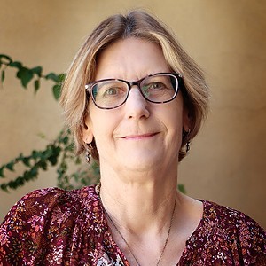 Photo of Nancy Macleod